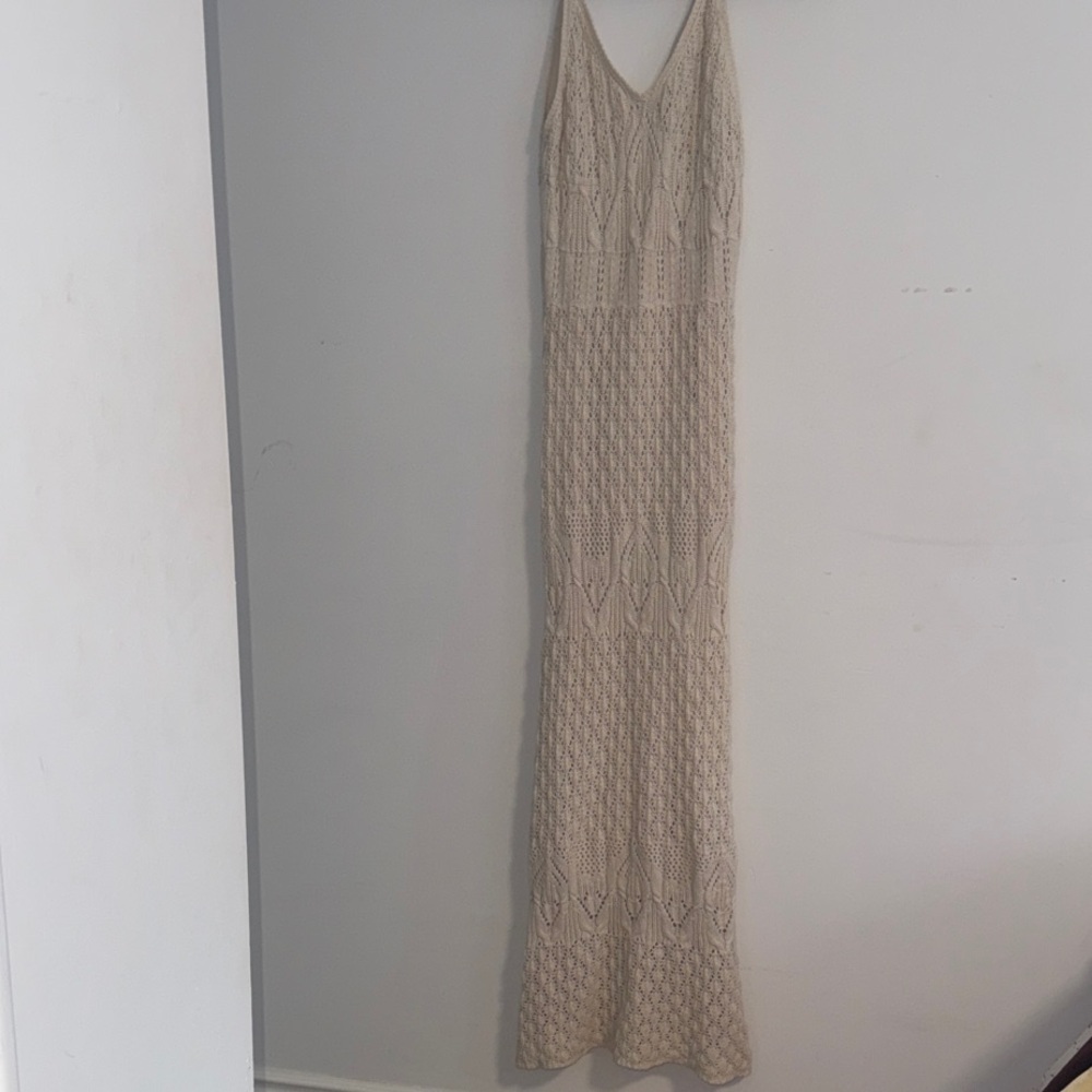 Chic Beige Knit Maxi Dress